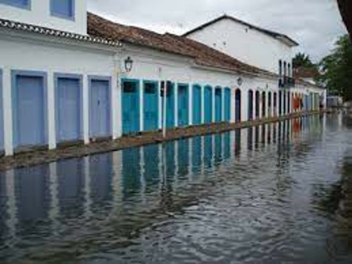 Rio de Žanerio: Najmanje 14 poginulih nakon poplave u klizištima