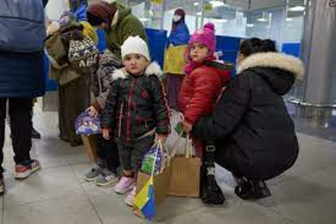 Ukrajina očekuje da će danas evakuisati žene, decu i starce iz Mariupolja