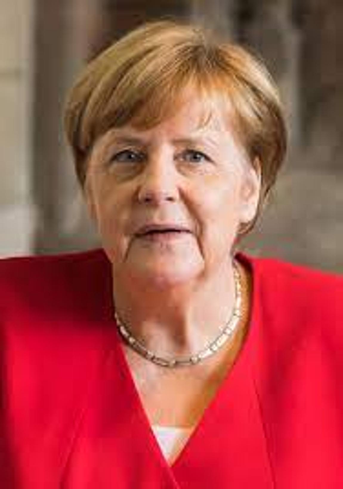 Merkelova brani svoju politiku prema Ukrajini
