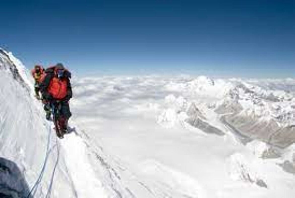 Nepal bi mogao da pomeri bazni kamp Everesta