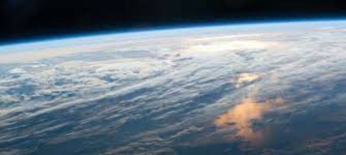Iznad tropskih regiona ozonska rupa 7 puta veća od antartičke