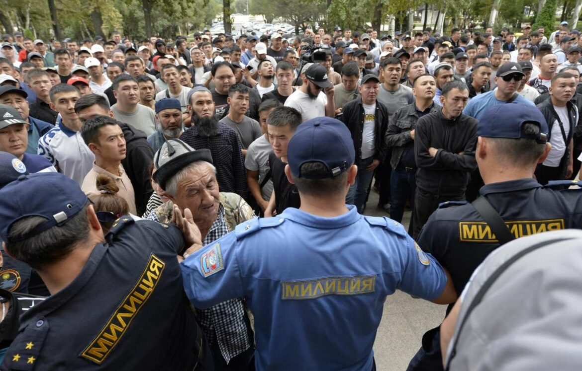 Broj poginulih u sukobu na kirgiško-tadžikistanskoj granici porastao je na 71