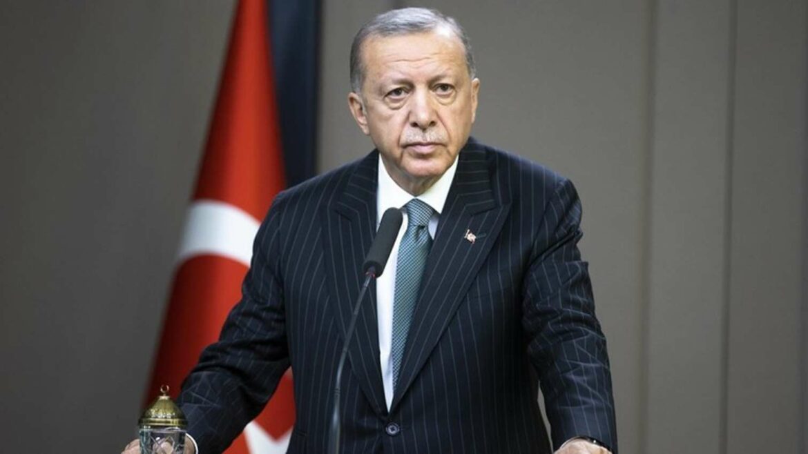 Turski predsjednik Redžep Tajip Erdogan stigao u Srbiju