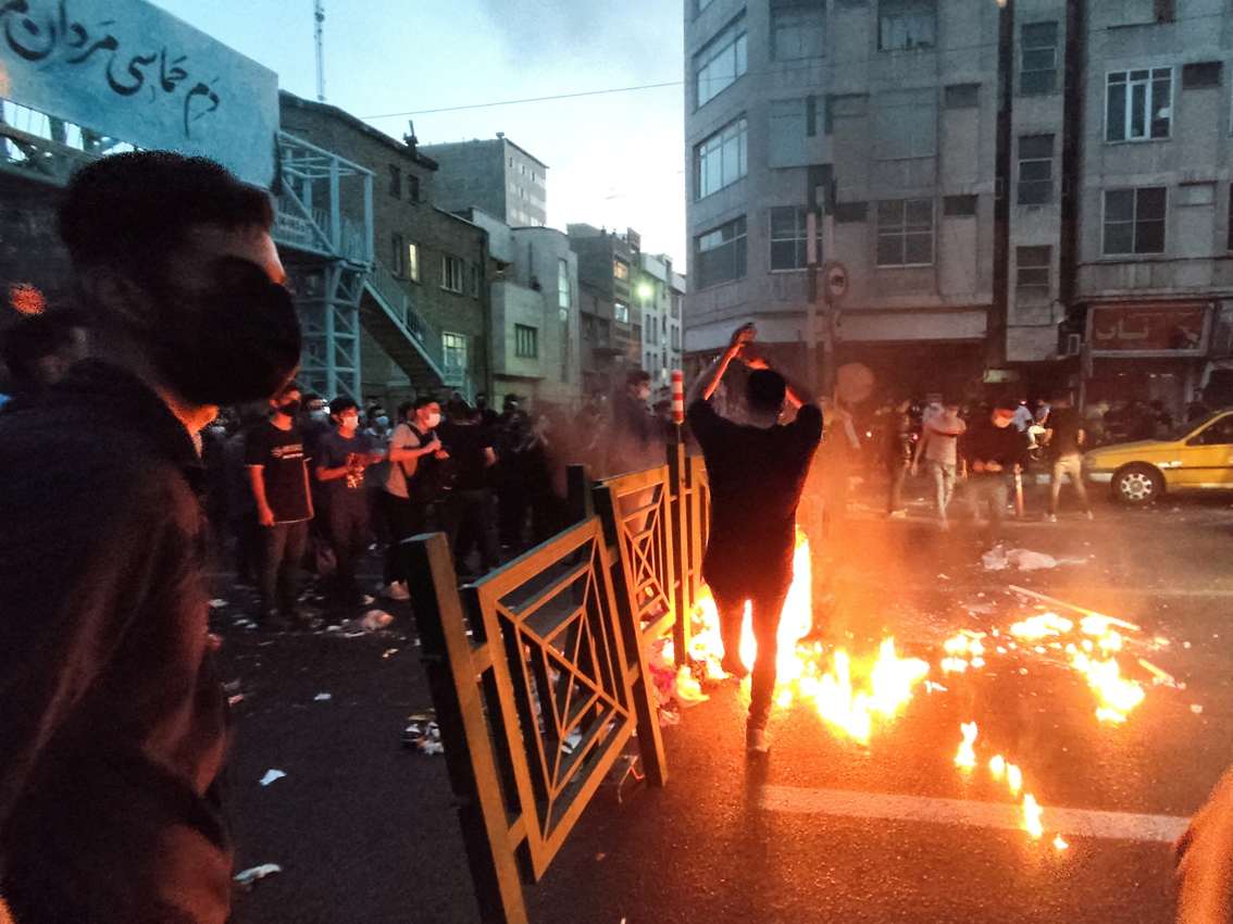 Iranski predsjednik Raisi kaže da demonstrantima treba „odlučno suprotstaviti“