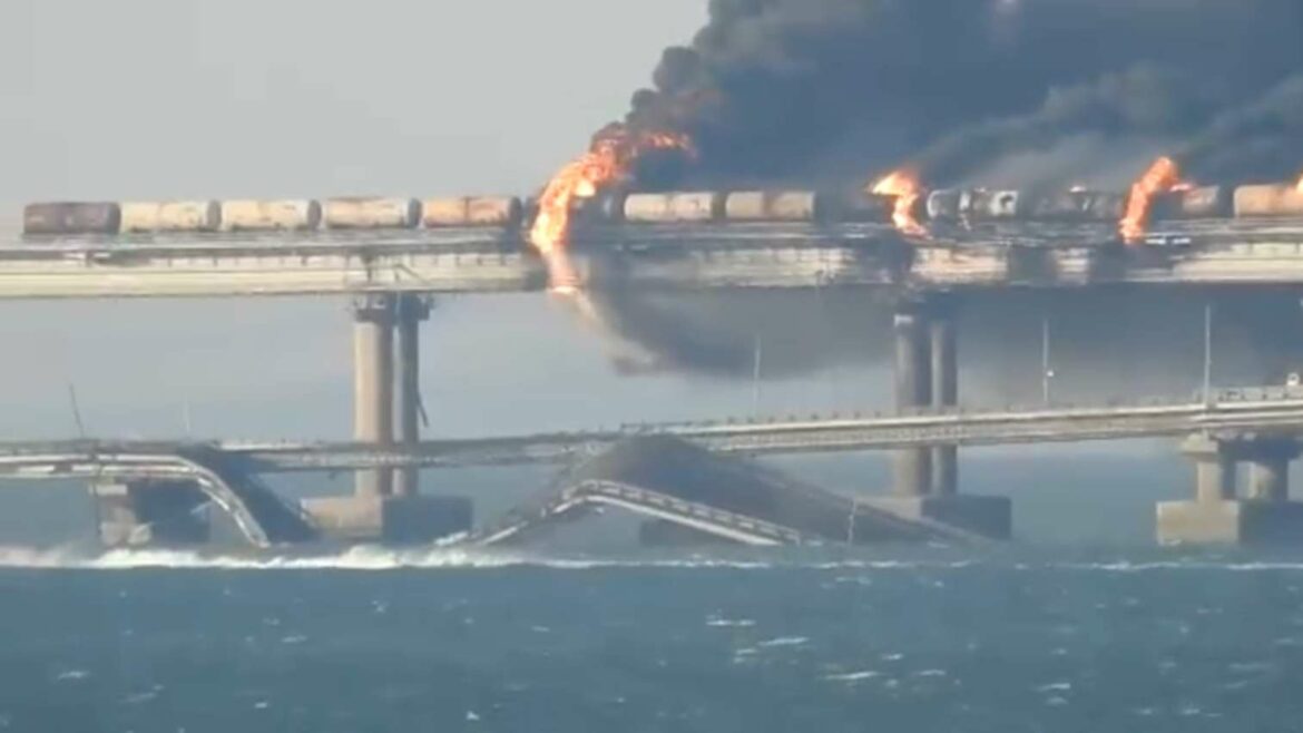 Eksplozija Krimskog mosta ‘samo početak’, upozorava Ukrajina