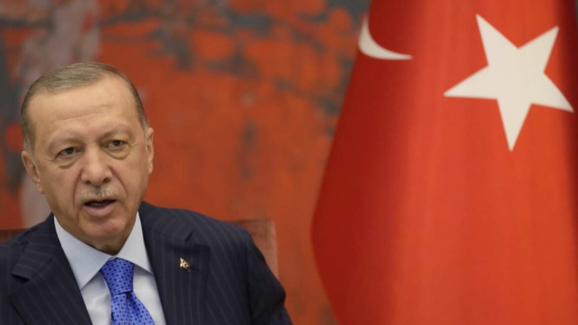 Erdogan zadržava „principijelni stav“ o proširenju NATO-a