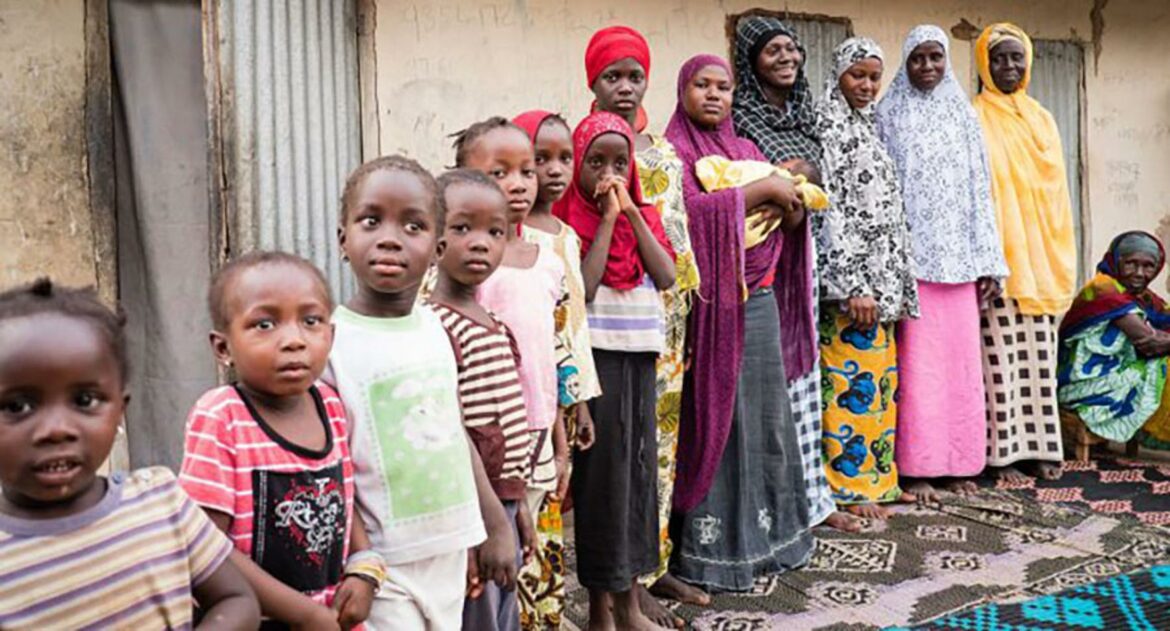 Gambija kaže da je smrtnost djece povezana sa sirupom za kašalj porasla na 70