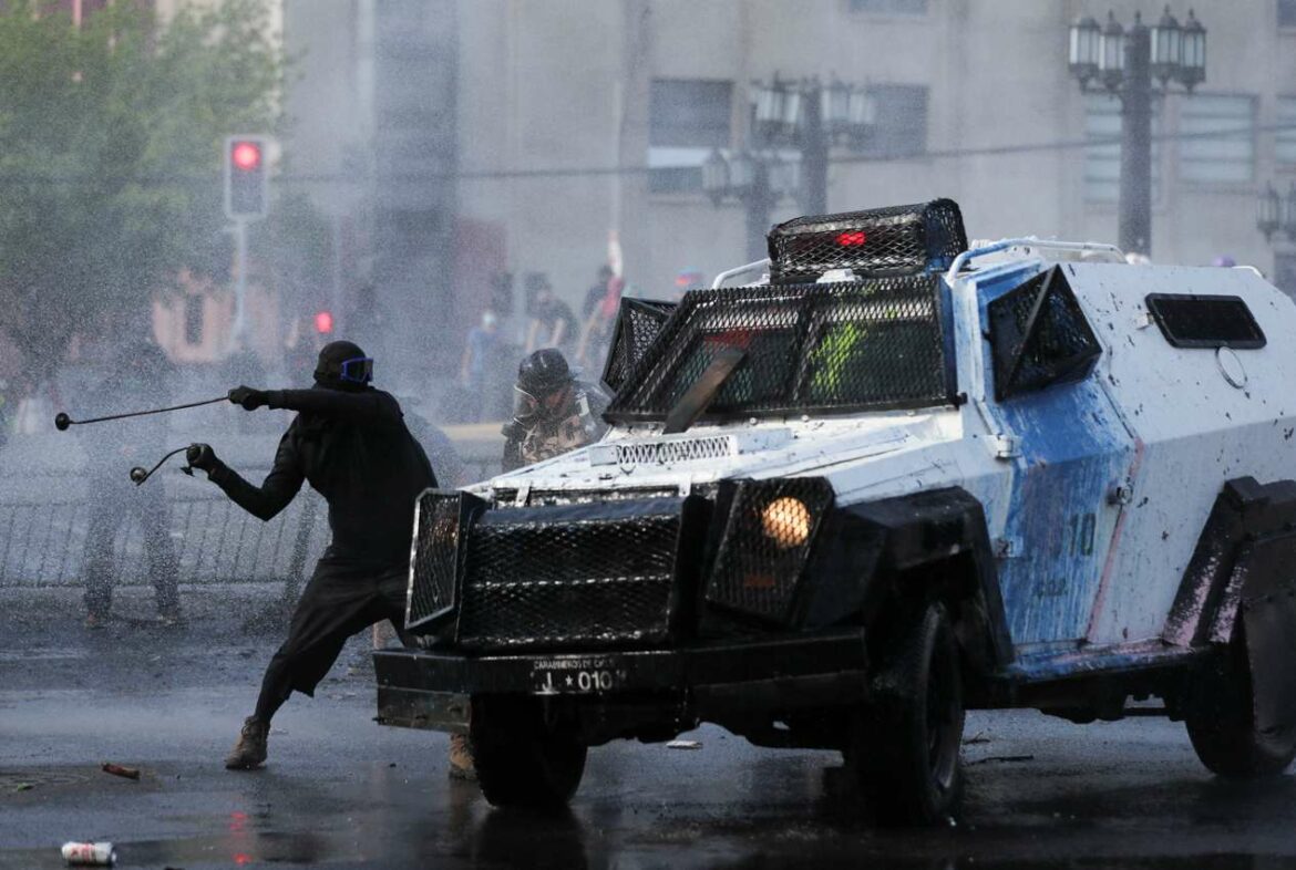 Raštrkani sukobi u Čileu obeležavaju treću godišnjicu nereda