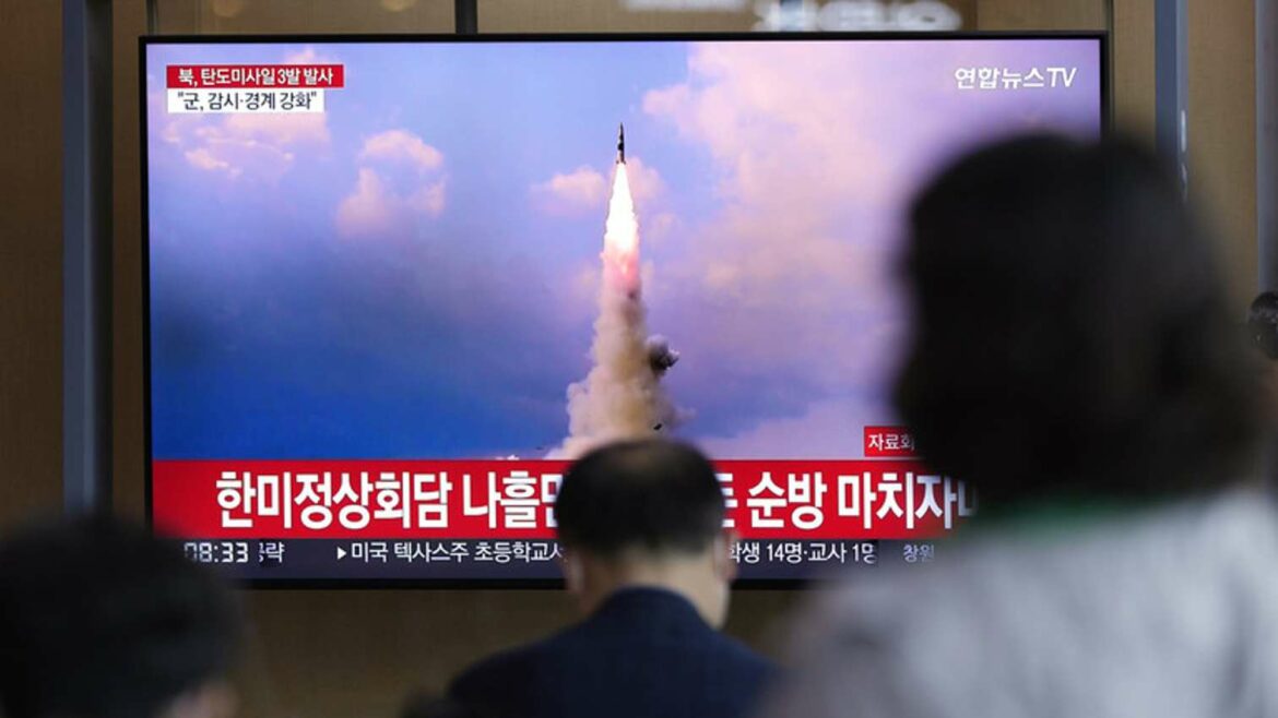 Severnokorejska balistička raketa nadletela Japan