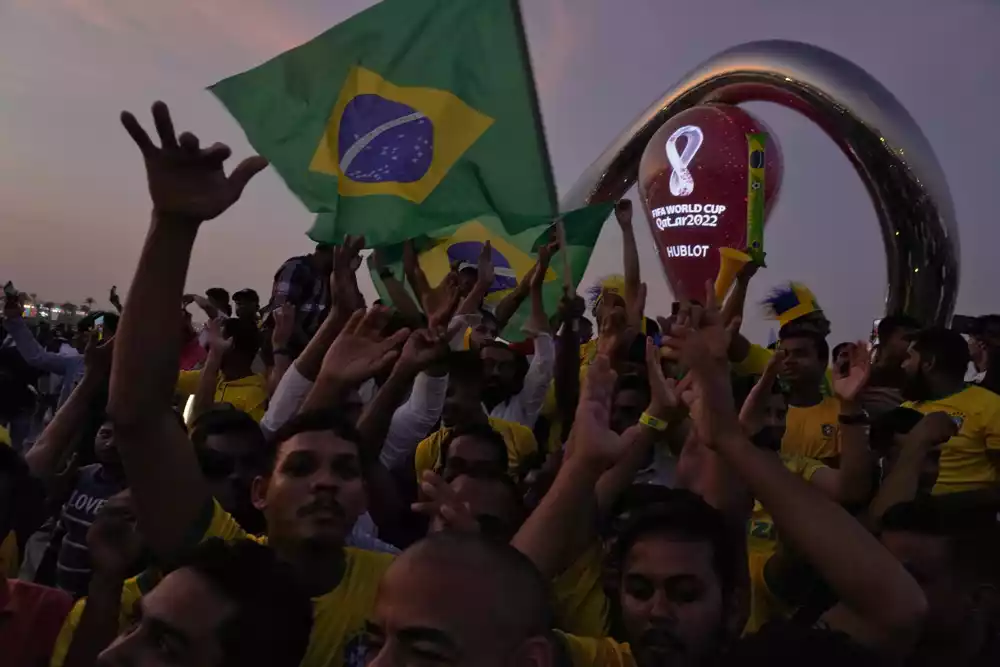 Navijači Svijetskog prvenstva spremni da slave uprkos zabrani piva na stadionu