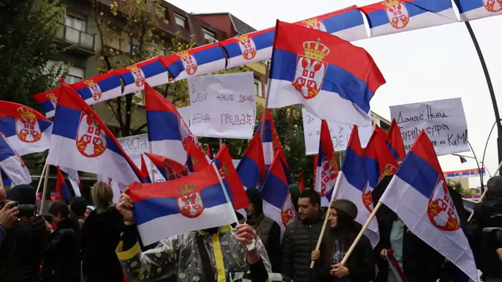 Kosovo odlaže izricanje kazni srpskim vozačima 2 dana nakon zahtjeva SAD