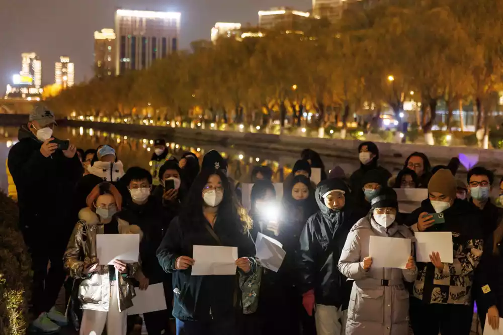 Protesti ostavljaju Kinu pred trilemom