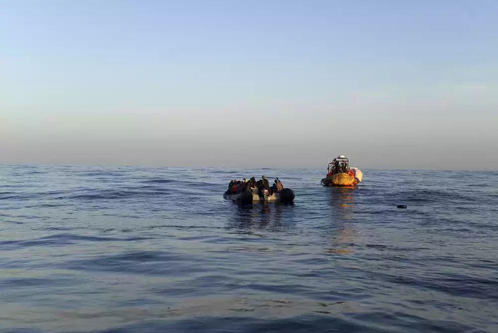 Kenija turistički brod se prevrnuo; 3 mrtva, 1 nestao