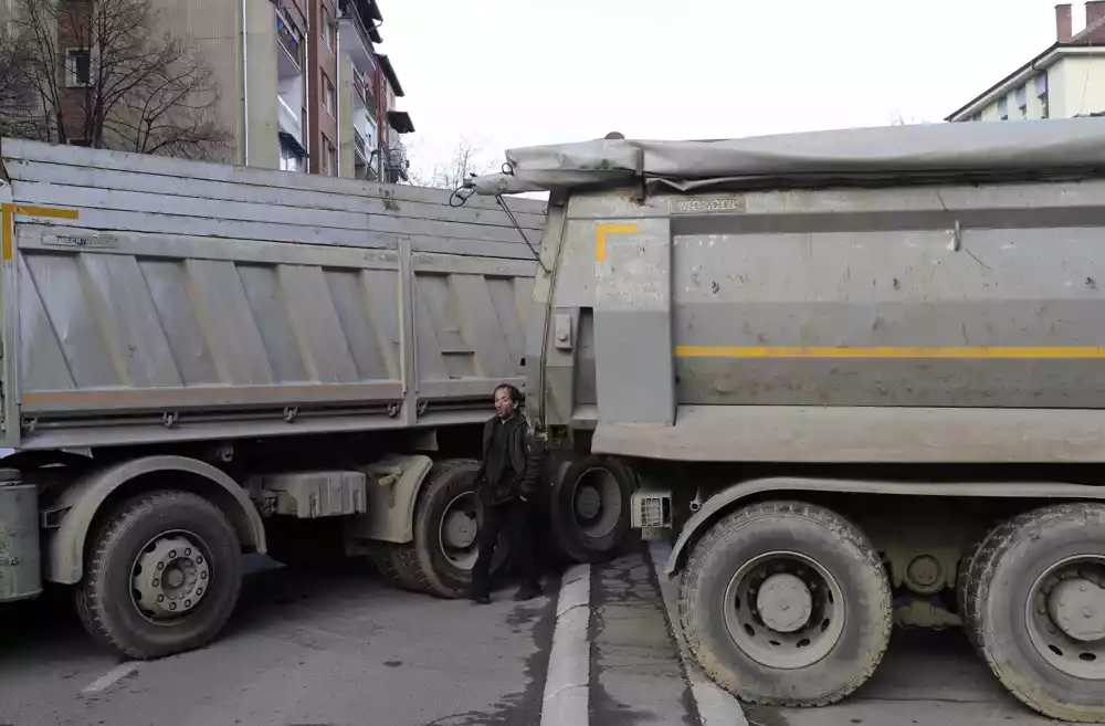 Kosovski Srbin čije je hapšenje izazvalo krizu pušten iz zatvora