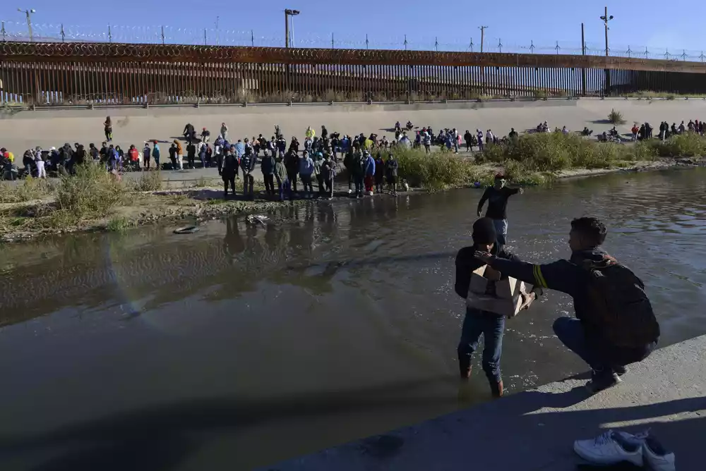 Meksiko zatvorio veliki migrantski kamp na jugu