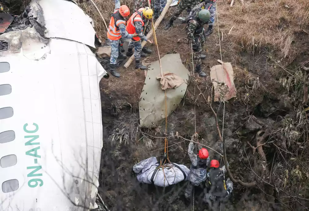 Nepal pronašao sve osim jedne nestale osobe nakon smrtonosne avionske nesreće