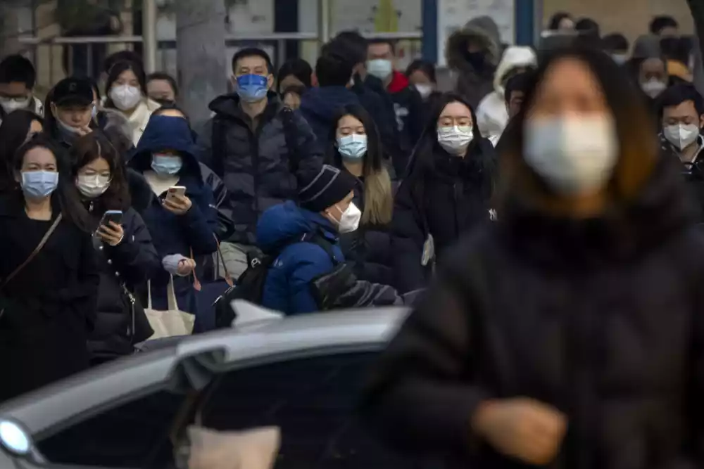 Kina kaže da je 200 miliona lječenih, pandemije „odlučno“ pobjeđeno