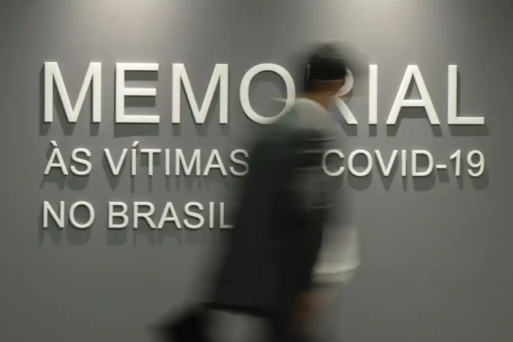Brazil je zabeležio 700.000 smrtnih slučajeva od COVID-19, drugi je najveći u svijetu