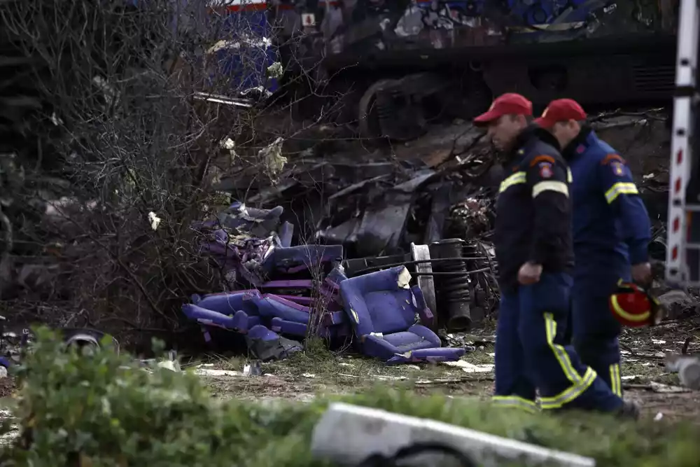 Grčka: Žrtve nesreće vraćene porodicama u zatvorenim sanducima