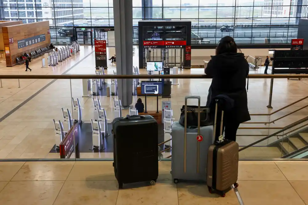 Na dva važna aerodroma u Francuskoj 20 odsto letova za naredne dane biće otkazano zbog štrajka
