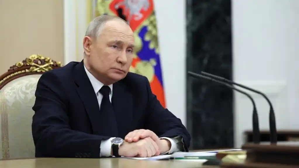 Francuska pozvala Putina da preispita odluku o nuklearnom oružju