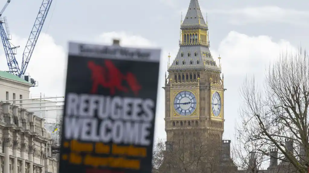 Tražiocima azila u Velikoj Britaniji prijeti deportacija