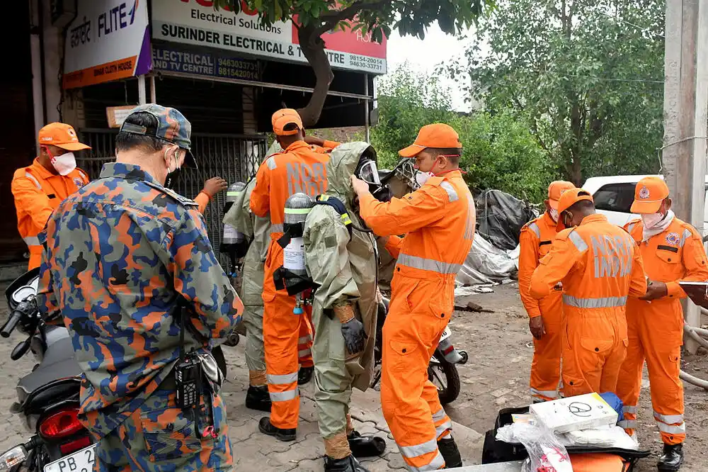 Indija: 11 osoba stradalo, četiri hospitalizovane zbog trovanja gasom