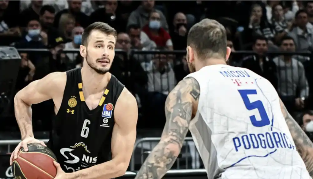 Partizan večeras gostuje u „Morači“