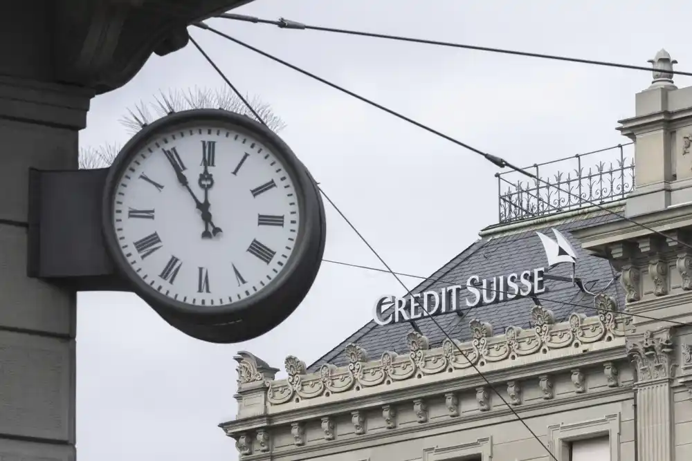 Spašavanje UBS Credit Suisse je neuredno, ali nezaustavljivo