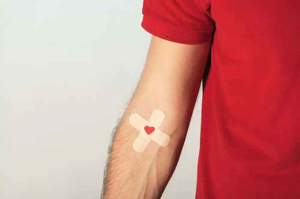 Homoseksualci u SAD mogu da doniraju krv bez apstiniranja od seksualnih odnosa