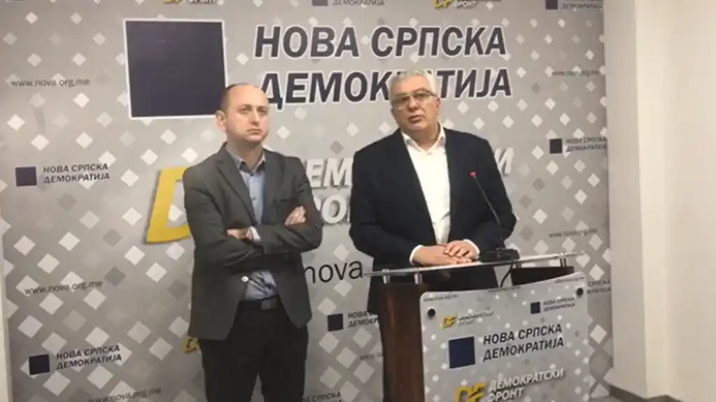 Knežević i Mandić idu na Vučićev skup u Beograd