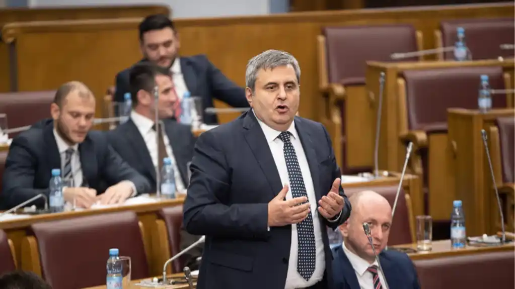 Radunović: Skupštinsko zasjedanje okončati što prije, zakonodavni dom praktično ne radi