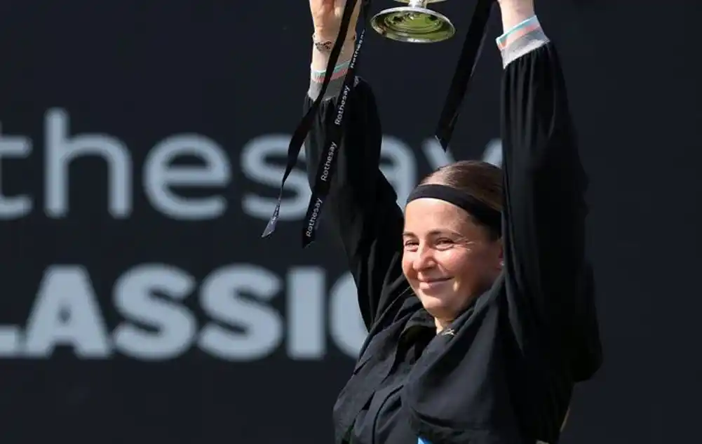 Kvitova i Ostapenko napravile dobre uvertire za Vimbldon