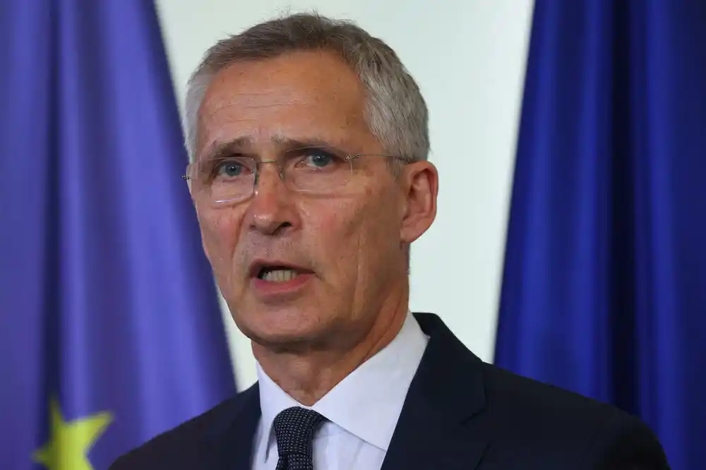 Stoltenberg: NATO će pomoći Ukrajini da modernizuje vojsku