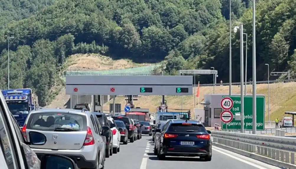 Nezgode česte kad je vozačima sporo 100 km/h