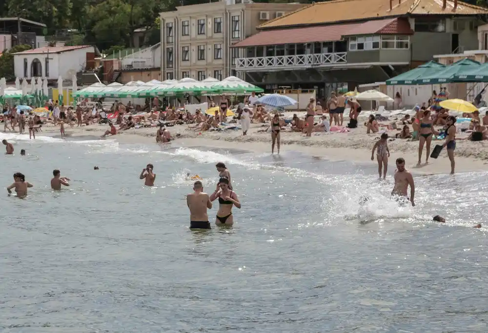 Prvi put od početka rata otvorene plaže u Odesi