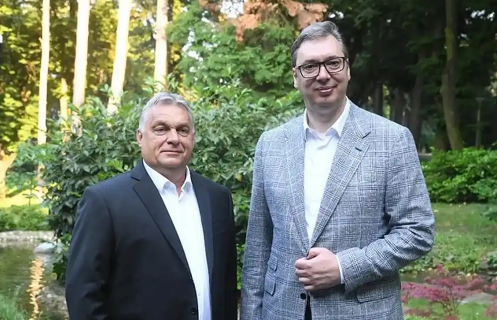 Vučić u Mađarskoj dobija orden