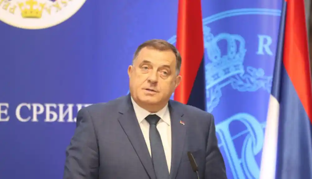 Dodik: Ako Šmit nametne Zakon o državnoj imovini, istog trenutka ćemo proglasiti samostalnost!