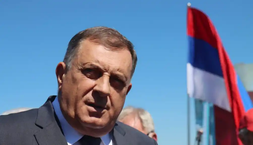 Dodik: Da li je u redu da jedan stranac kaže da onaj ko ne poštuje njega treba da ide u zatvor?