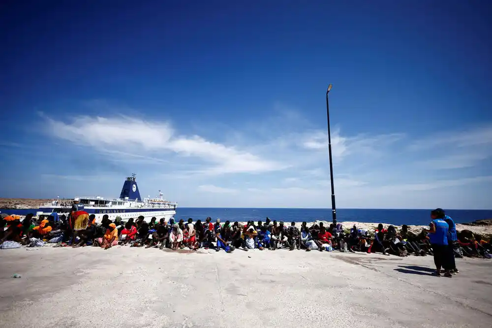 Italija uvodi oštrije mjere za migrante