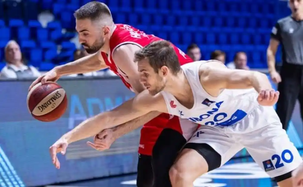 Cibona se vratila iz „ponora“ i slavila: SC Derbi imao i plus 15