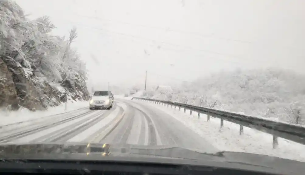 Crna Gora zabijeljela: Vozači, oprezno vozite