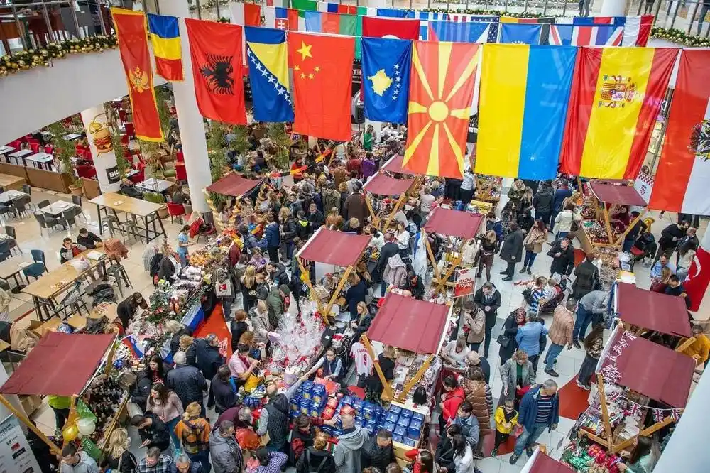 U subotu humanitarni diplomatski bazar