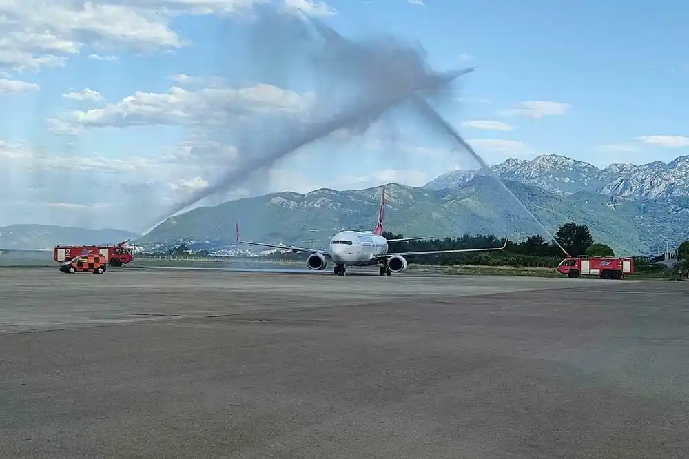 Dodatni letovi ka Crnoj Gori