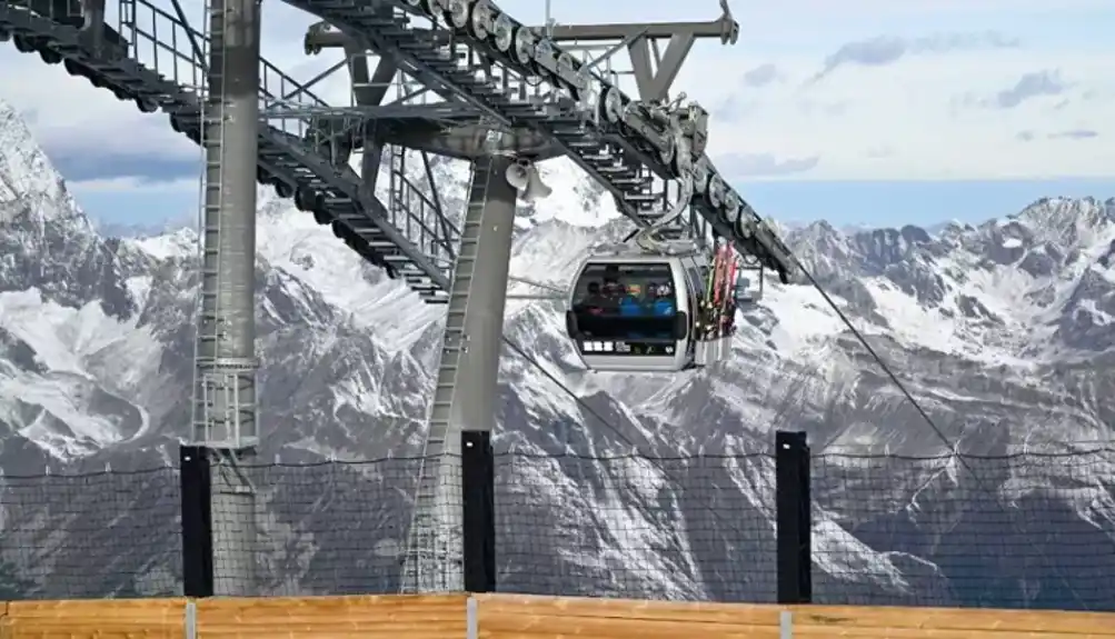 Austrija: Srušila se gondola na skijalištu, povrijeđena porodica, jedna osoba teže