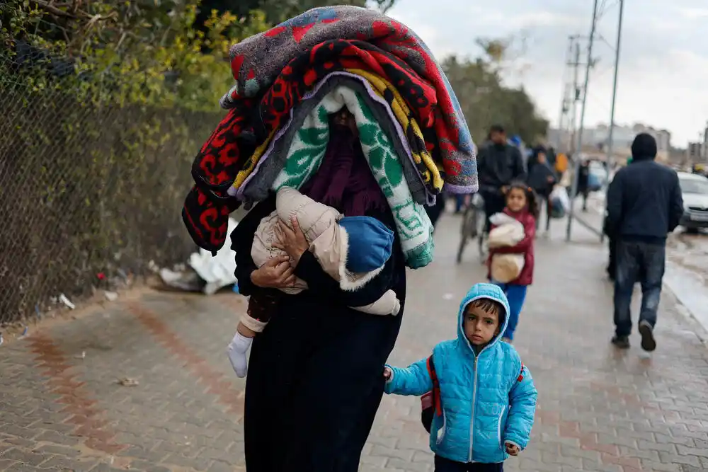 Bajden pod pritiskom da napadne Iran