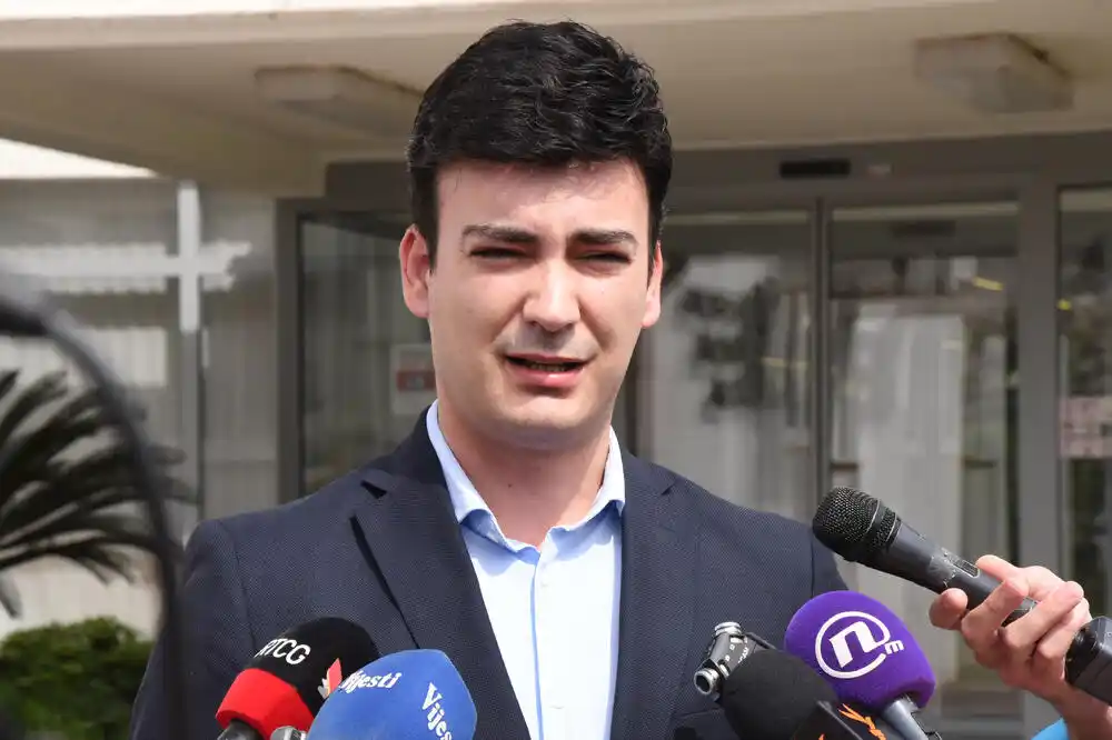 Budva: Jovanović za 16. februar zakazao nastavak dvije prekinute skupštinske sjednice