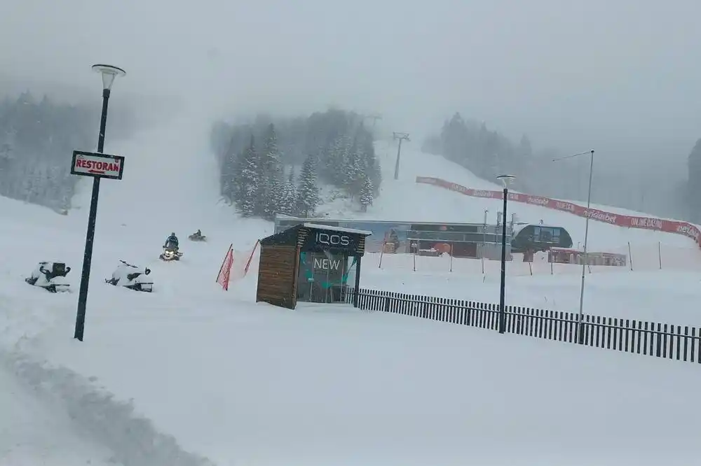 Malo snijega za početak ski sezone