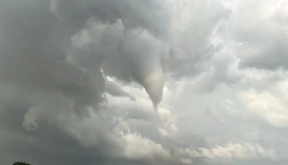 Tornado na jugu Amerike odnio tri života