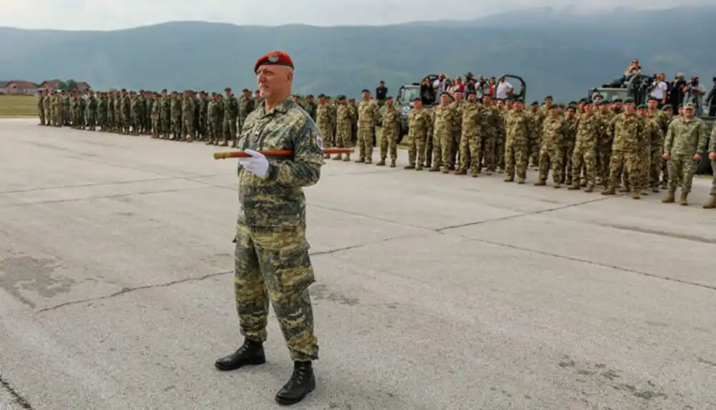 Vojnik EUFOR-a vraćen kući iz BiH, jer je držao svijeću u pomen mrtvima